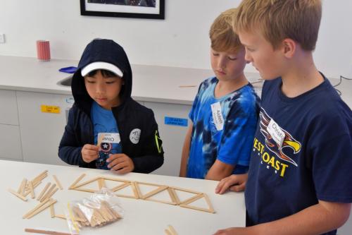 Young Engineers - Bridge Build